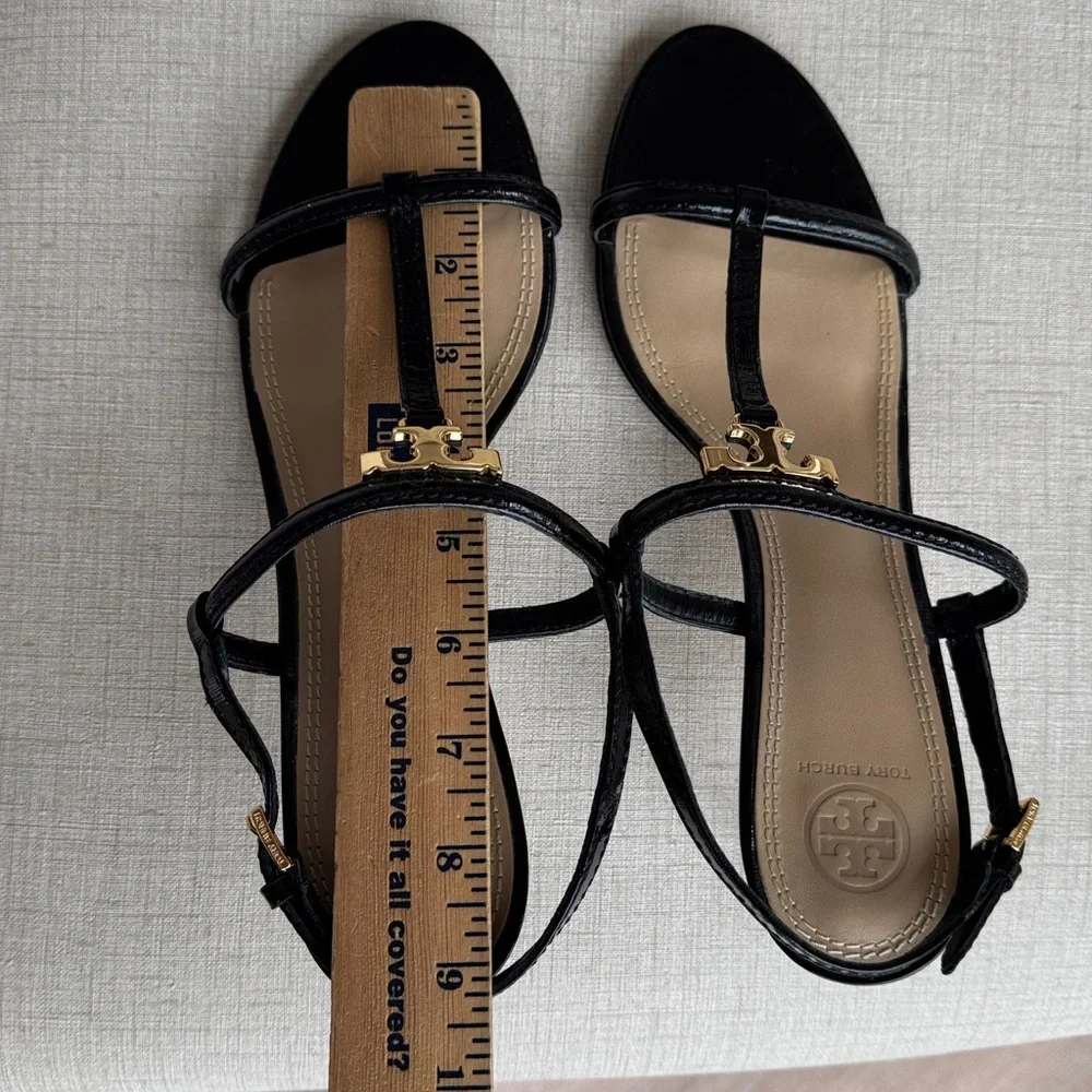 Tory Burch Black Patent Leather T-Strap Sandals with Gold Logo - Picture 11 of 12